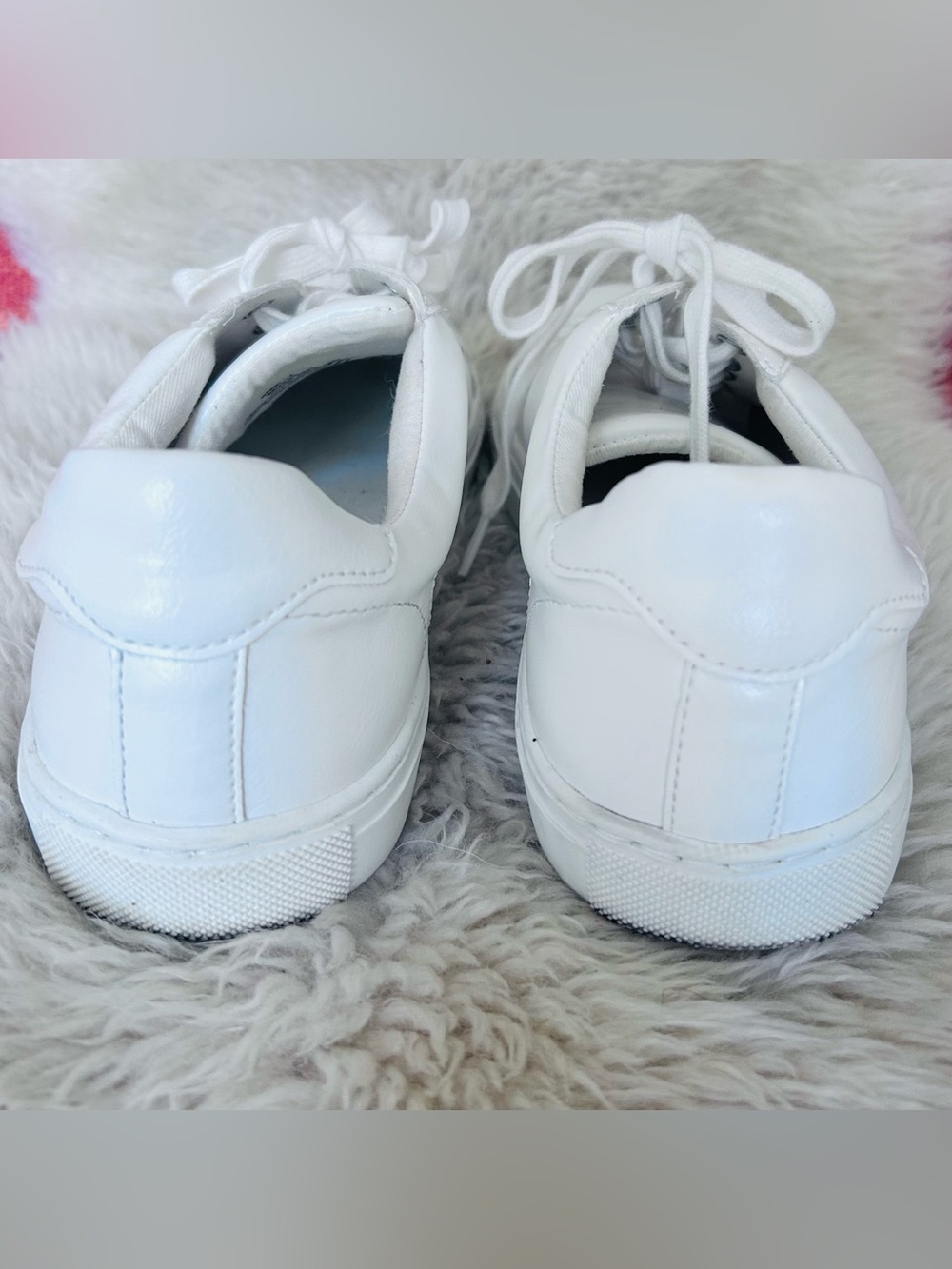 Banana Republic Men's White Vegan Low-Top Sneaker - Picture 4 of 12